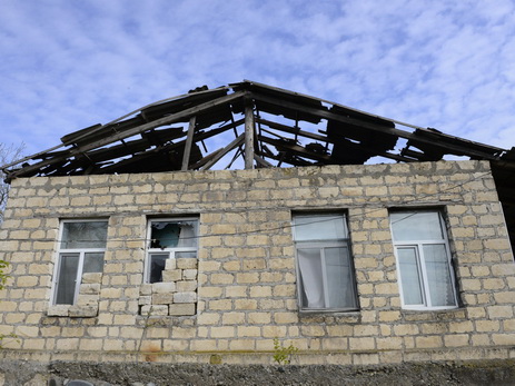В результате армянского обстрела пострадали еще шесть домов в Тертере