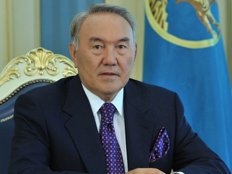 Nursultan Nazarbayev Respublika günü münasibətilə Azərbaycan prezidentini təbrik edib