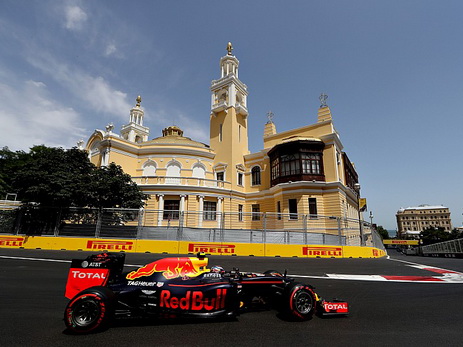 Opinion: "Crazy" Baku can be F1 gem despite dull debut