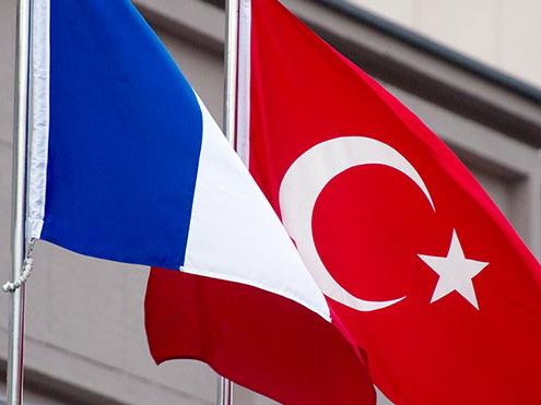 Франция закрыла посольство в Анкаре и генконсульство в Стамбуле