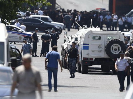Заложники в Ереване: криминал или попытка добиться политических перемен вооруженным путем? - ОБЗОР