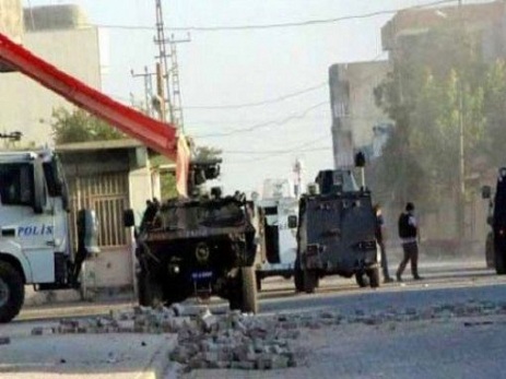 Türkiyənin Mardin vilayətində terror aktı nəticəsində üç polis əməkdaşı həlak olub