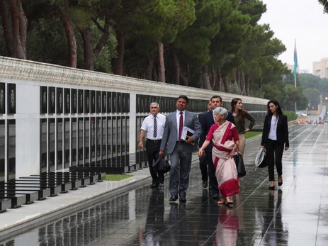 Hindistanın xarici işlər nazirinin müavini Bakıda səfərdədir - FOTO