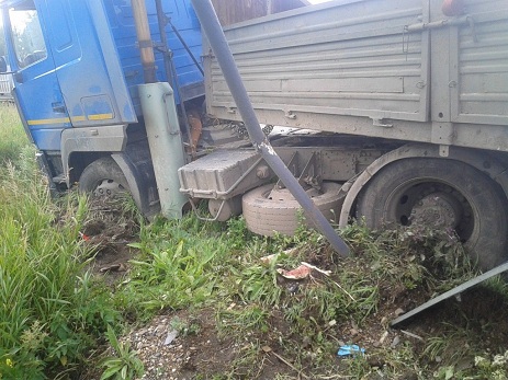 “Kamaz” və “Maz” maşınları toqquşdu, sürücülərdən biri öldü