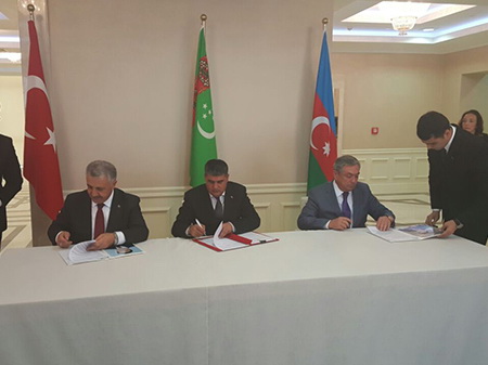 Азербайджан, Турция и Туркменистан создают транспортный коридор между Пекином и Лондоном - ФОТО