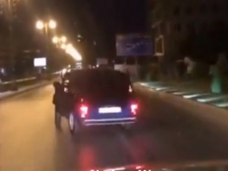 Дорожная полиция задержала автохулигана, «дрифтовавшего» на «Ниве» в Баку – ВИДЕО