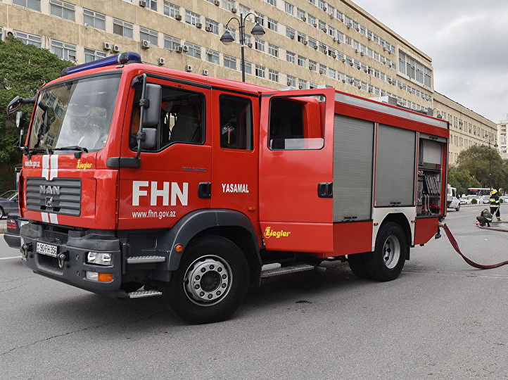 Пожар в центре Баку потушен - ОБНОВЛЕНО