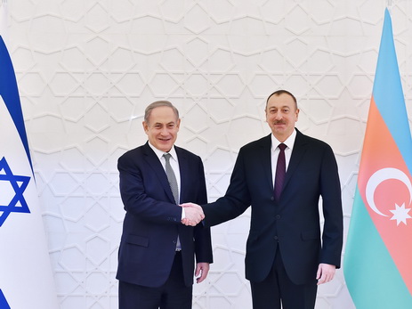 Кто вбивает клинья в отношения Баку и Тель-Авива?