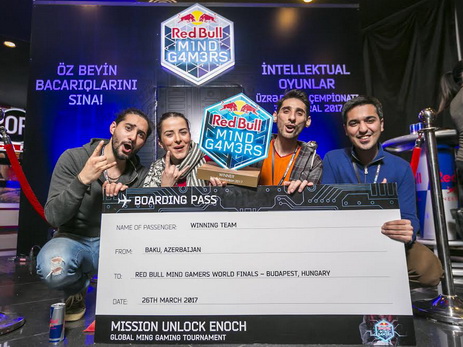 В Баку завершился отборочный тур Red Bull Mind Gamers - ФОТО