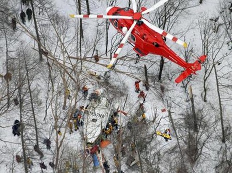 Yaponiyada helikopter qəzaya uğrayıb