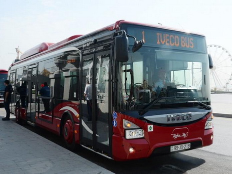 BakuBus отправило в полицию видеозаписи с портящими автобусы пассажирами