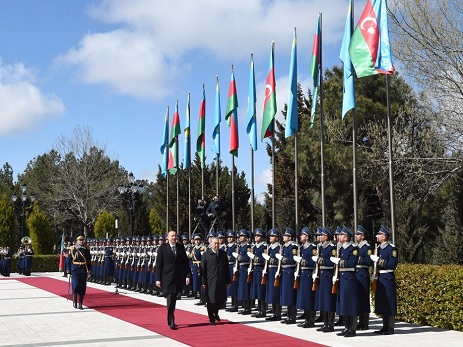 Nazarbayevin rəsmi qarşılanma mərasimi olub