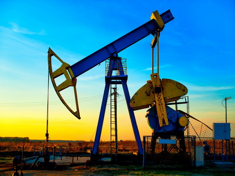 Цена на азербайджанскую нефть приблизилась к 62 долларам