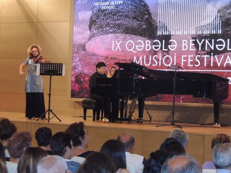 Qəbələdə Azərbaycan, İsrail və ABŞ-ın tanınmış musiqiçilərinin konserti olub