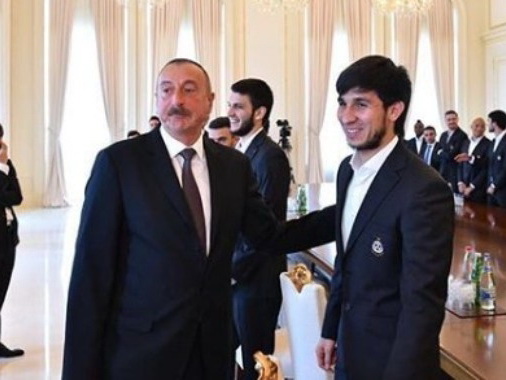 Президент Ильхам Алиев посоветовал Афрану Исмайлову не передерживать мяч – ФОТО