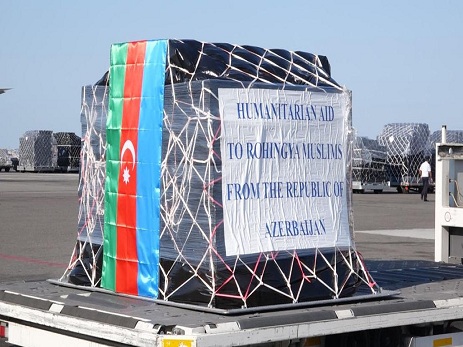 Azərbaycan Myanma müsəlmanlarına 100 ton humanitar yardım göndərib - FOTO