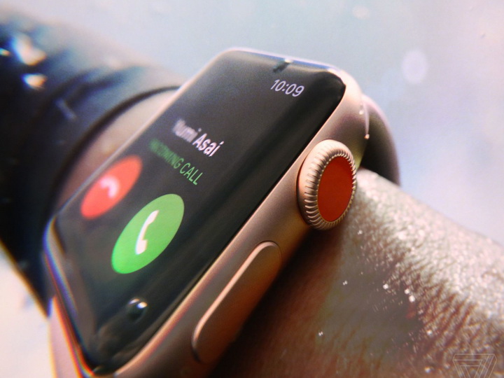 Apple “ağıllı saat” telefonunu təqdim edib – FOTO