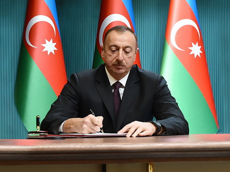 Президент Азербайджана поручил обеспечить чистоту азербайджанского языка