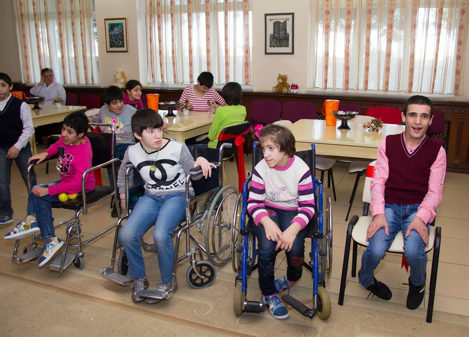 Дети инвалиды в детском саду фото