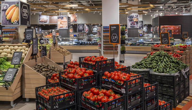 Браво маркет. Bravo супермаркет. Bravo продуктовый в Баку. Ganjlik Mall Bravo. Bravo supermarket Security.